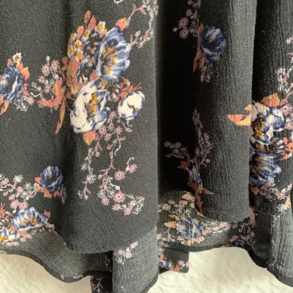 Dress - Picture 4 of 6